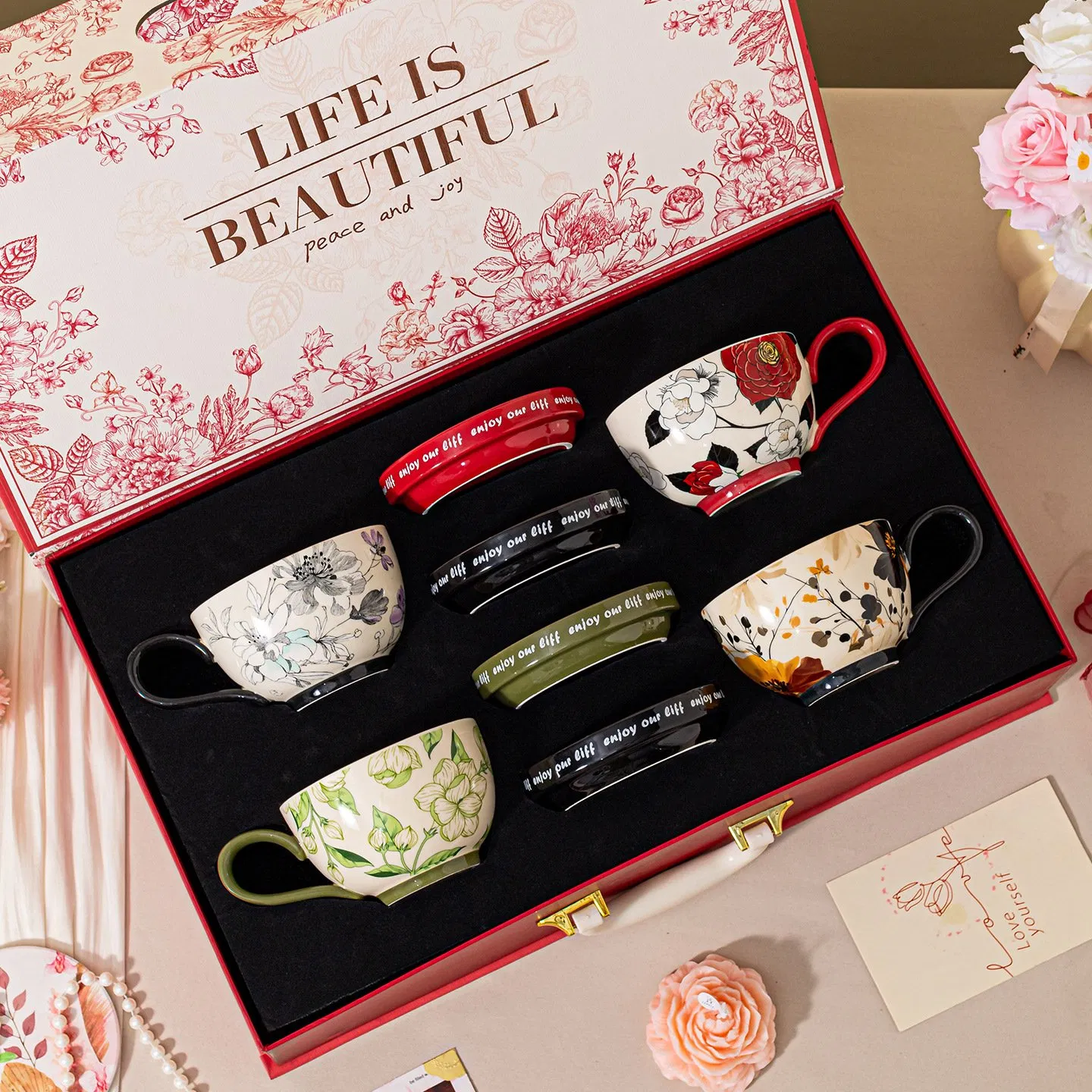 French Light Luxury Vintage Floral Coffee Cup and Saucer High-Value Creative Fresh Ceramic Mug