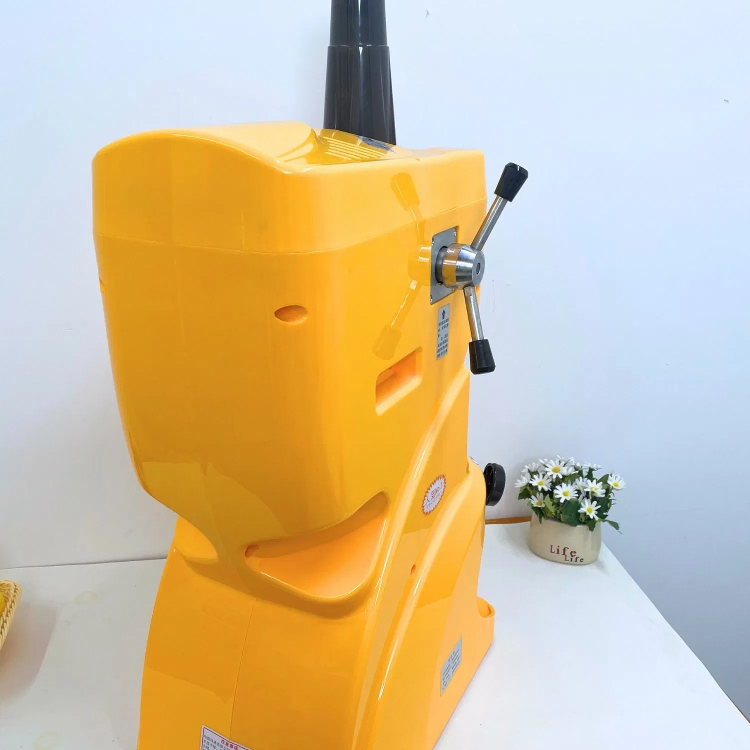 (120W-QLB-120) Most Popular Commercial Home Ice Shaver Machine Electric Ice Crusher