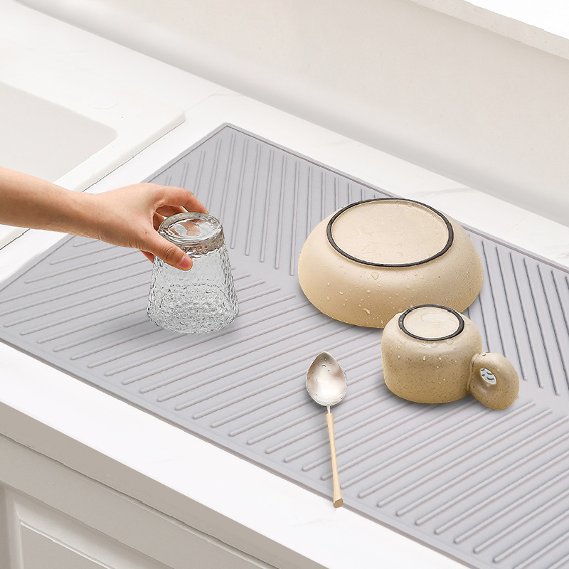 Popular Non-Slip Kitchen Faucet Splash Pad Desktop Drying Silicone Drainage Mat