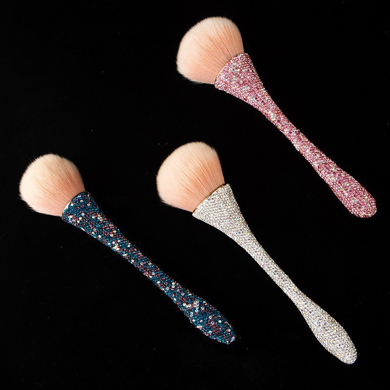 Handmade Luxury Glitter Cosmetic Tools Crystal Diamond Foundation Makeup Brush with Rhinestones