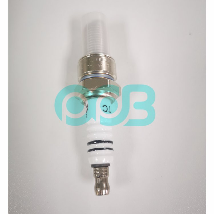 Свечи зажигания D8TC A7TC E8TC для мотоциклов Honda, TVS