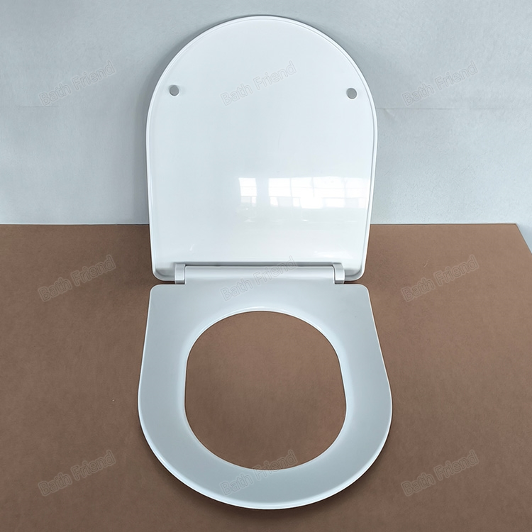 Hot-Selling PP Toilet Seat Cover, Washer and Toilet Accessories for Home Bathroom Wc