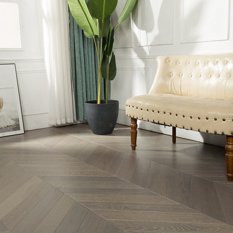 China Eucalyptus Engineered Parquet Bamboo Timber Solid Hardwood Flooring Oak Wood Floor