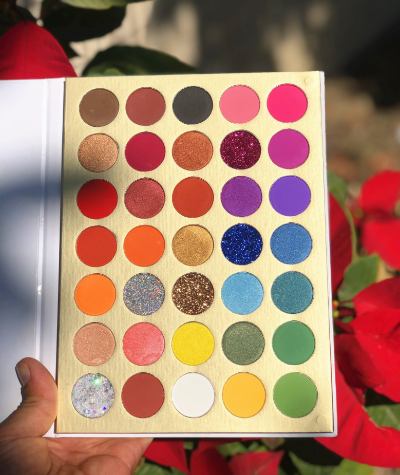 New Arrival Eye Makeup Cosmetics Private Label 35 Colors High Pigment Eyeshadow Palette Paleta De Sombras De Ojos