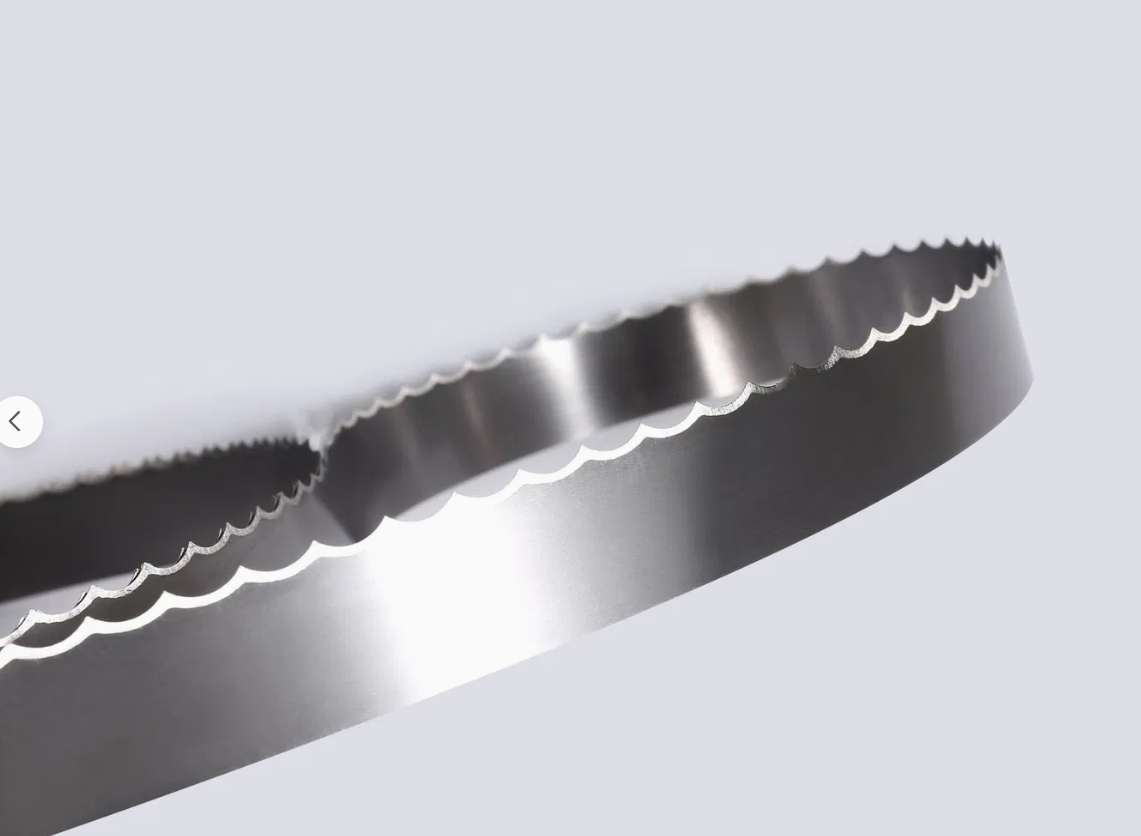 Scalloped Edge for Smooth Cutting in Fabric, Paper, or Leather Certain Plastics.