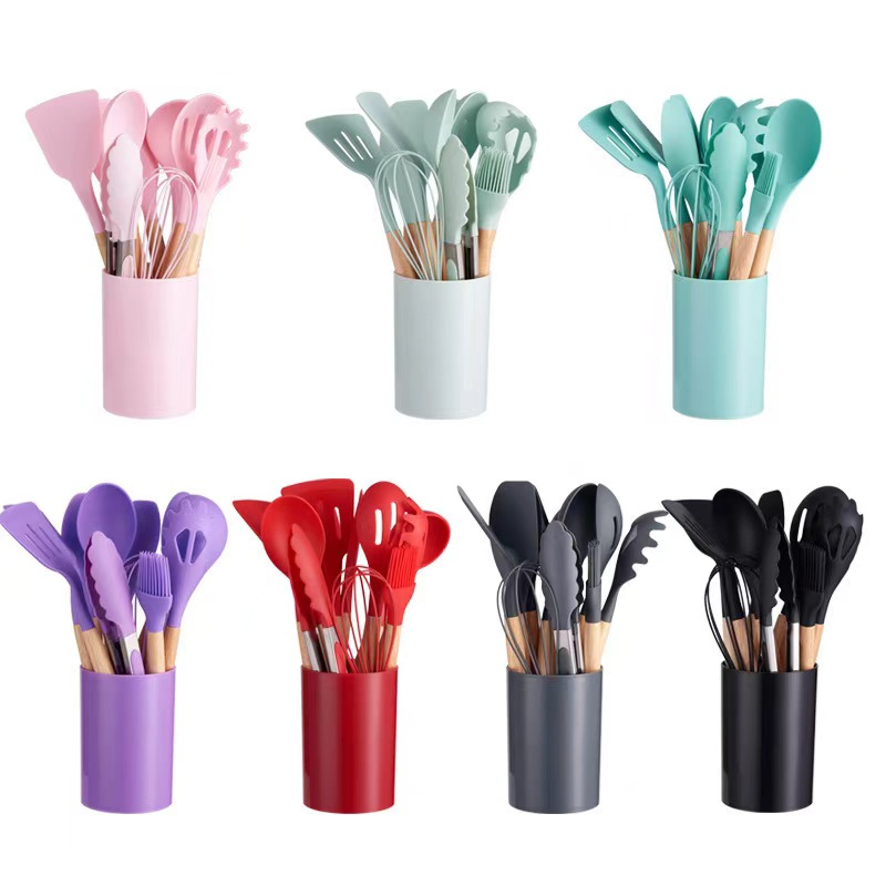 Non-Stick Silicone Cooking Utensils for Easy Food Preparation