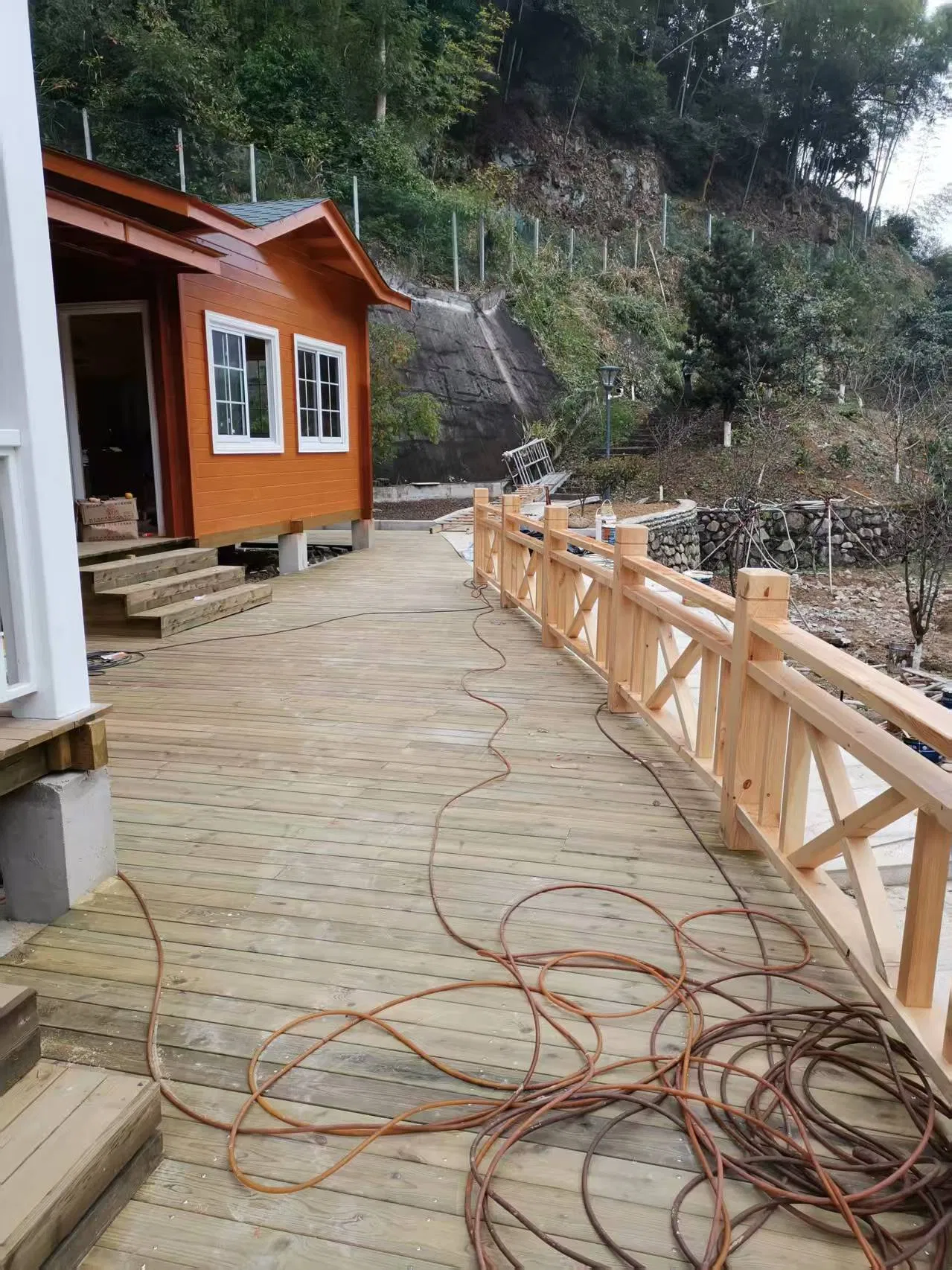 Outdoor Treated Solid Wood Decking Floor for Park Construction