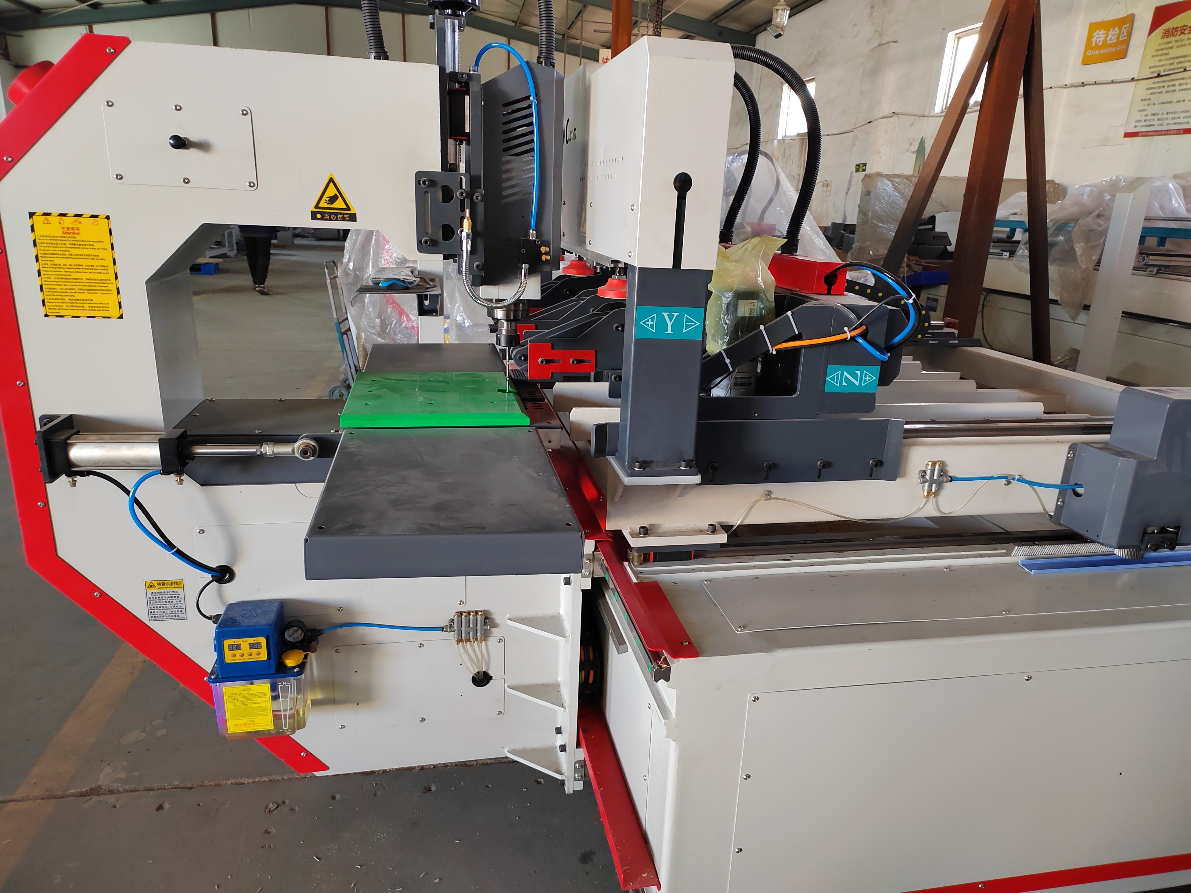 Станок ленточнопильный по дереву многофункциональный