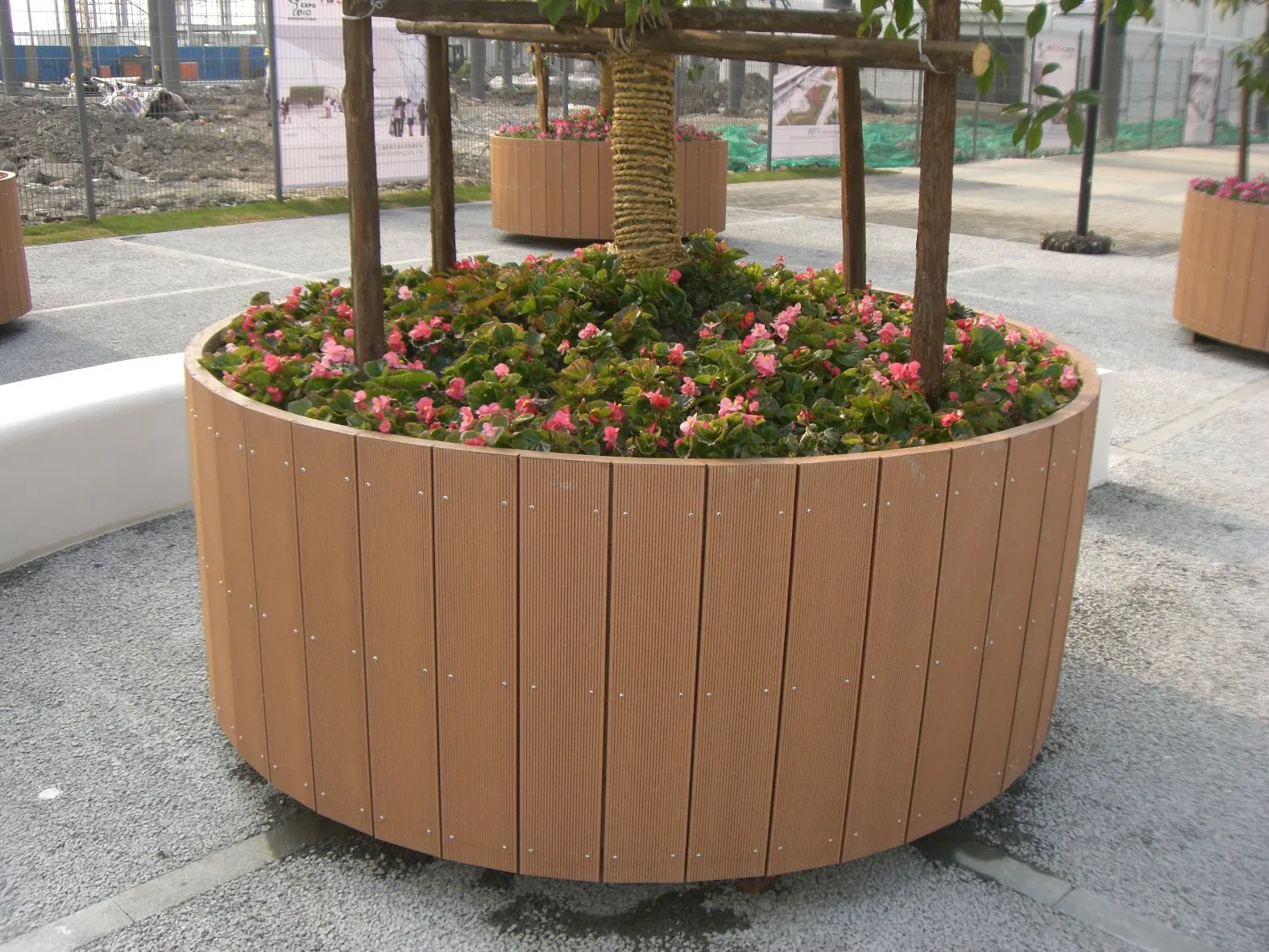 Waterproof Outdoor Various Profiles Easy Installation DIY WPC Wood Plastic Composite Outdoor Pots&Planters