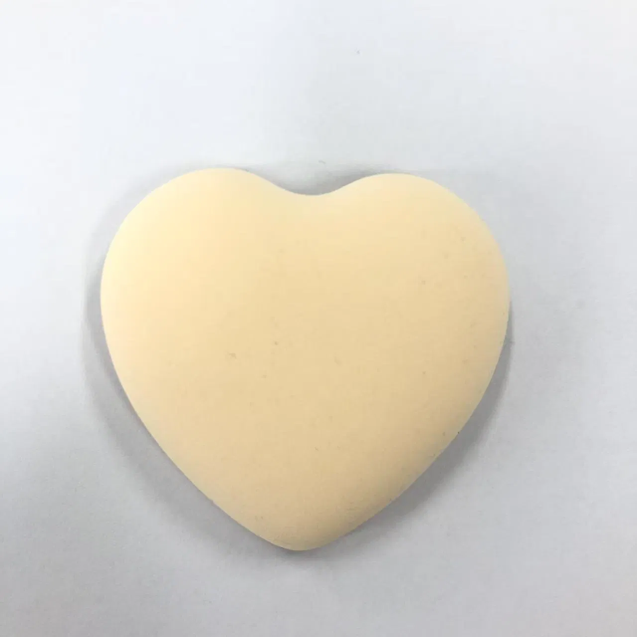 Convenient for Travel Heart Shaped Loose Makeup Powder Puff Made of Sponge