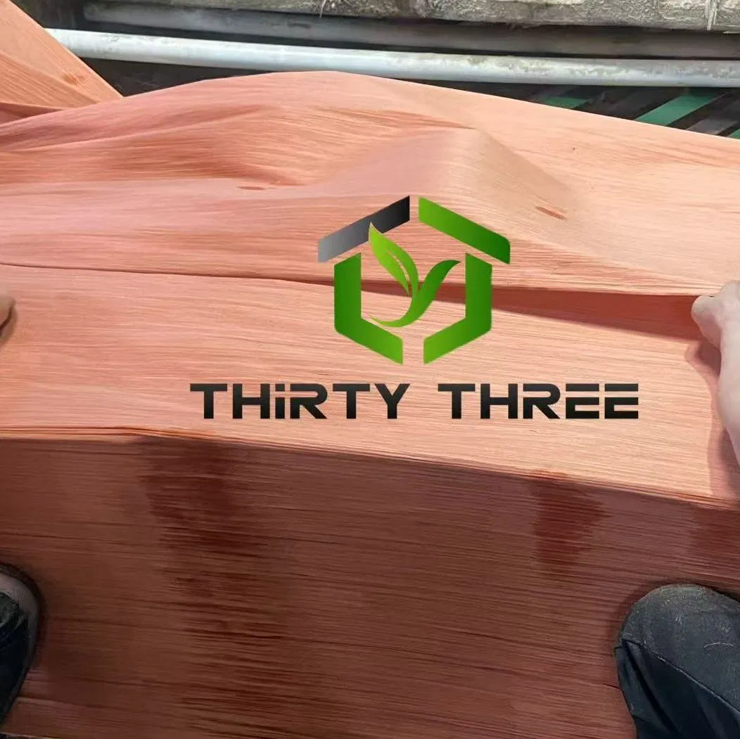 Grade a 4*9feet 0.2mm-1mm E0 Recon Poplar Veneer Red Poplar Veneer for Decoration