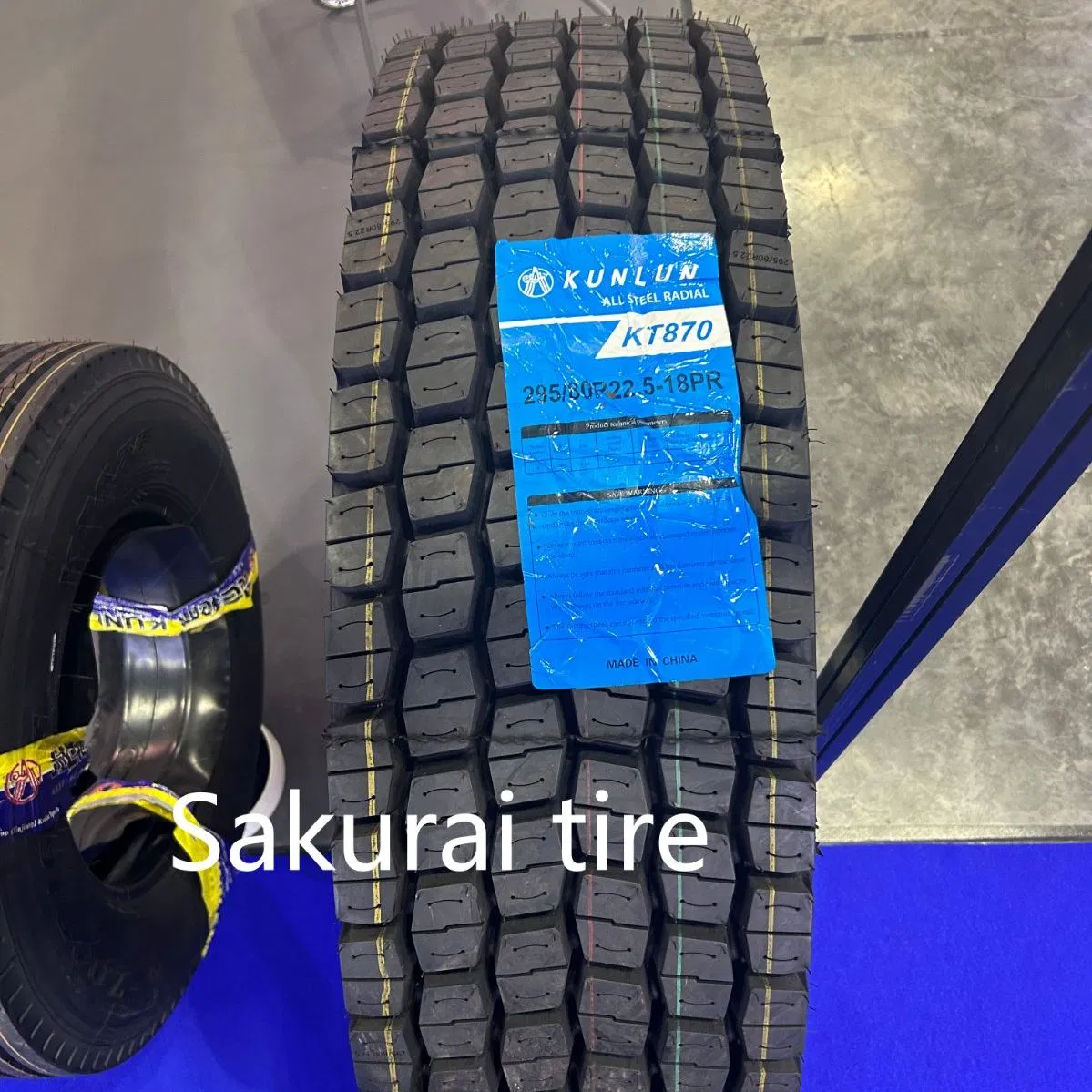 Doublecoin Kunlun Radial Truck Tire (TBR)