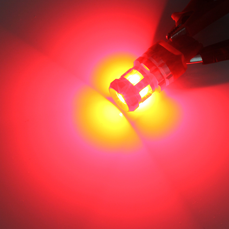 Яркие красные светодиодные стробоскопы для стоп-сигналов