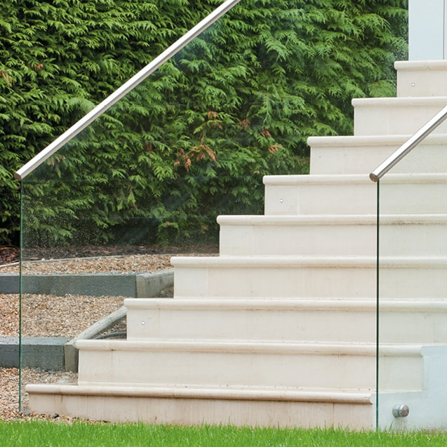 Aluminum/Stainless Steel Tempered Glass Railing /Balustrade/Handrails Swimming Pool Fence