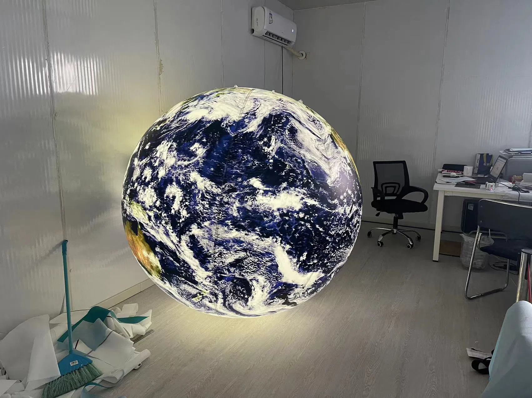 Outdoor LED Light Model Large Inflatable Moon Balloon for Advertising Decoration