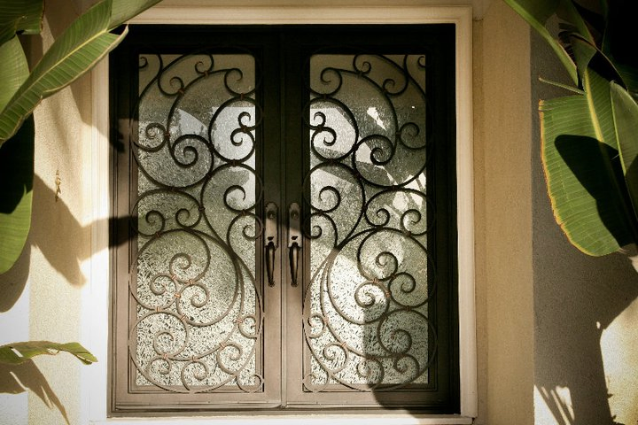 Pre-Hung Heavy Duty Luxury Grilled Pattern Villa External Door Wrought Iron Door