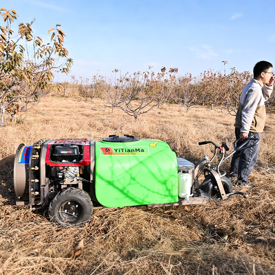 300L Riding-Type Pesticide Sprayer, Suitable for Orchards, Planting Bases, Greenhouse Sheds, and Municipal Greening Projects