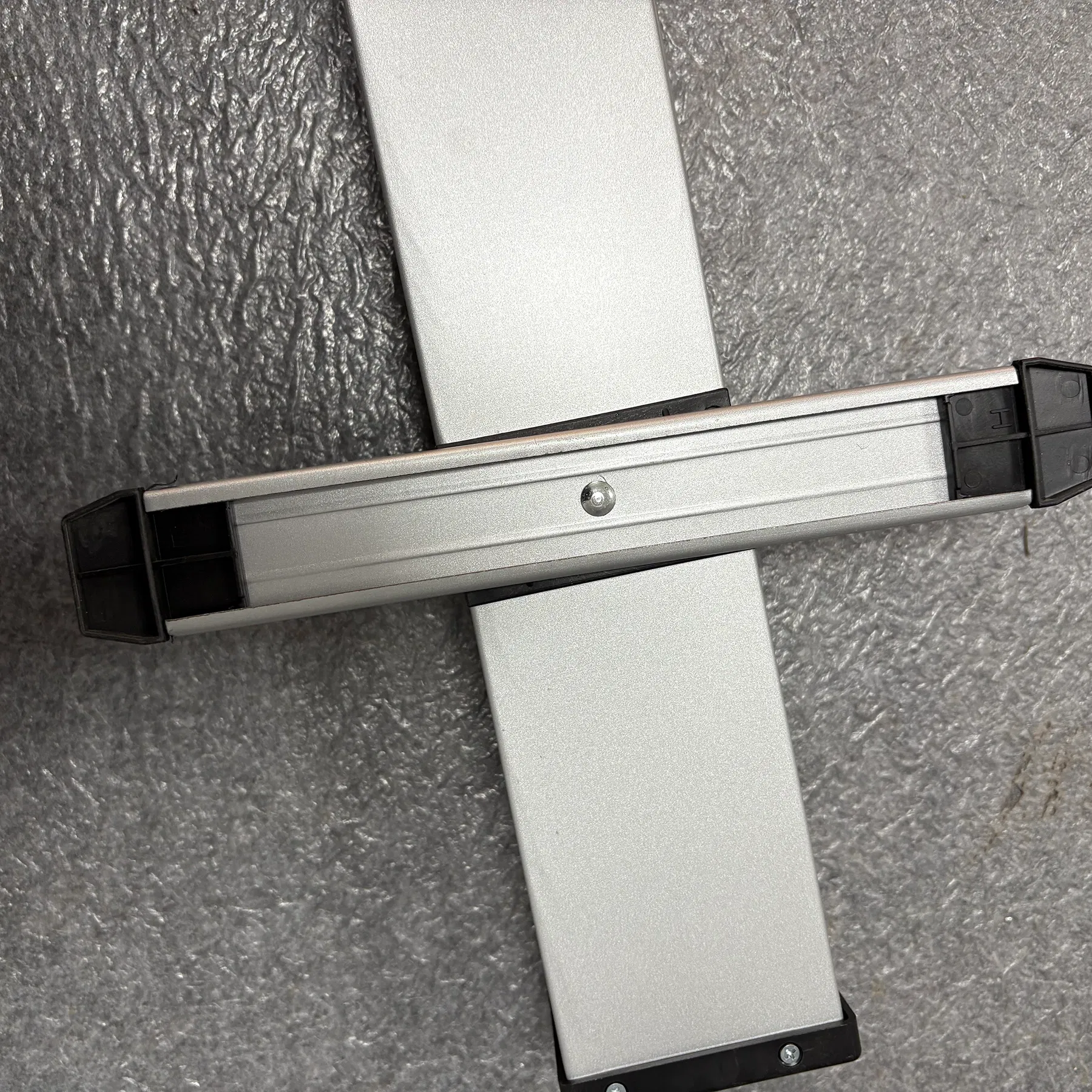 Customizable Logo Aluminum-Like Roll up Banner Stand for Promotions