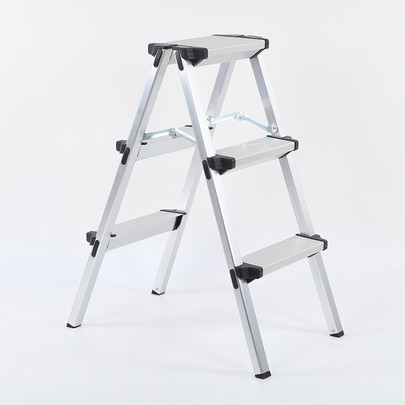 Aluminium Step Stool Ladder with Light Weight and Portable Construction Three Step Ladder