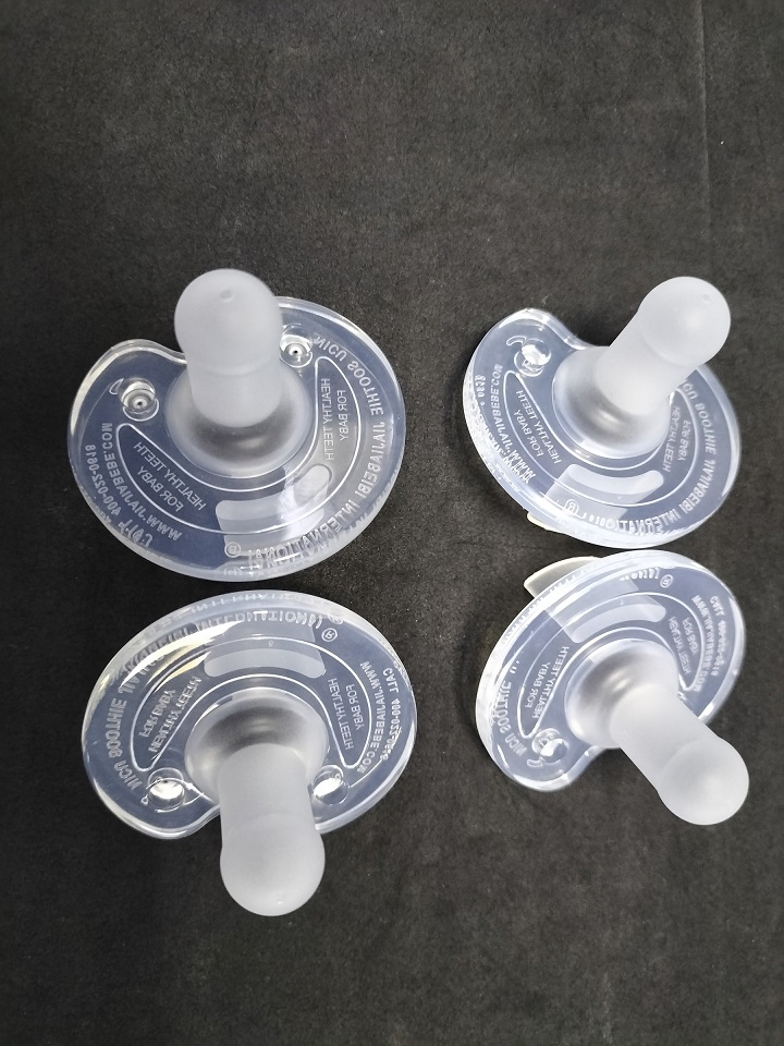 4 Cavity High Transparent LFGB FDA Safety Liquid Silicone Rubber Baby Pacifier with Medical Grade