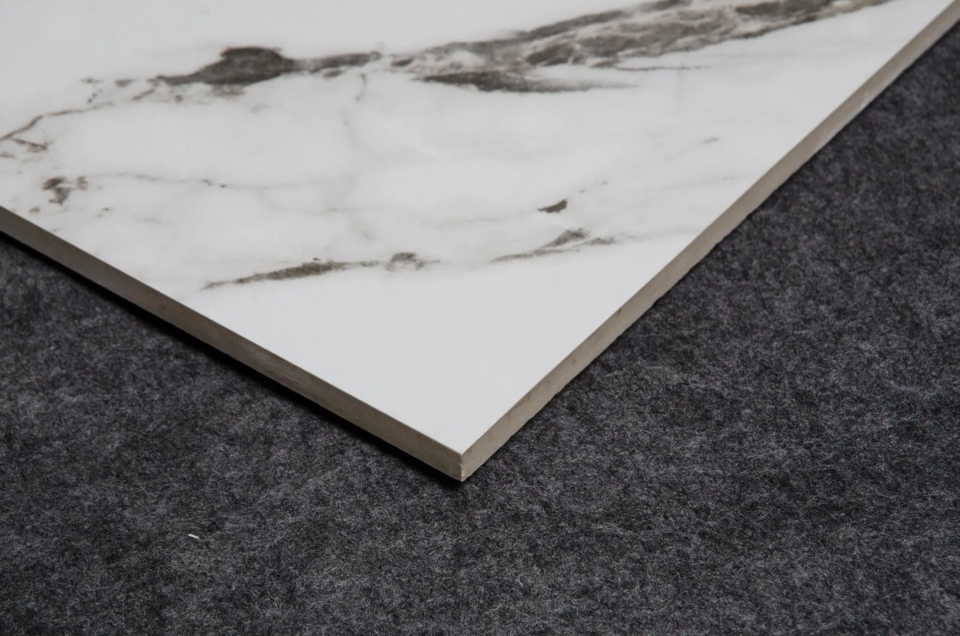Hot Sale 600X600 White Polished Glazed Porcelain Floor Tile