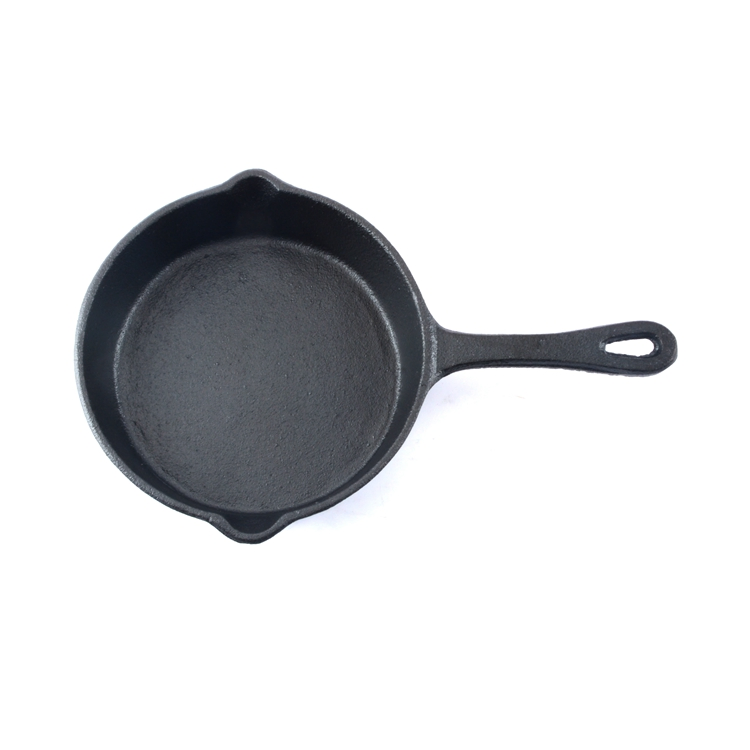 Чугунная сковорода с длинной ручкой, 14 см