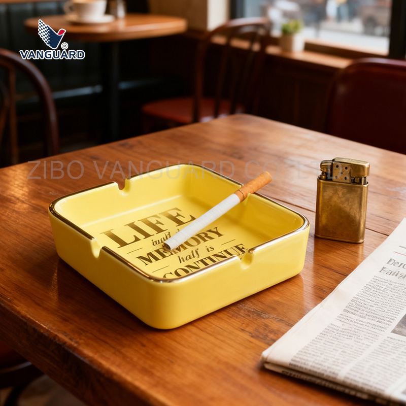 Factory Wholesale Ashtray Outdoor Ceramic Cigarette Ashtray for Promotion