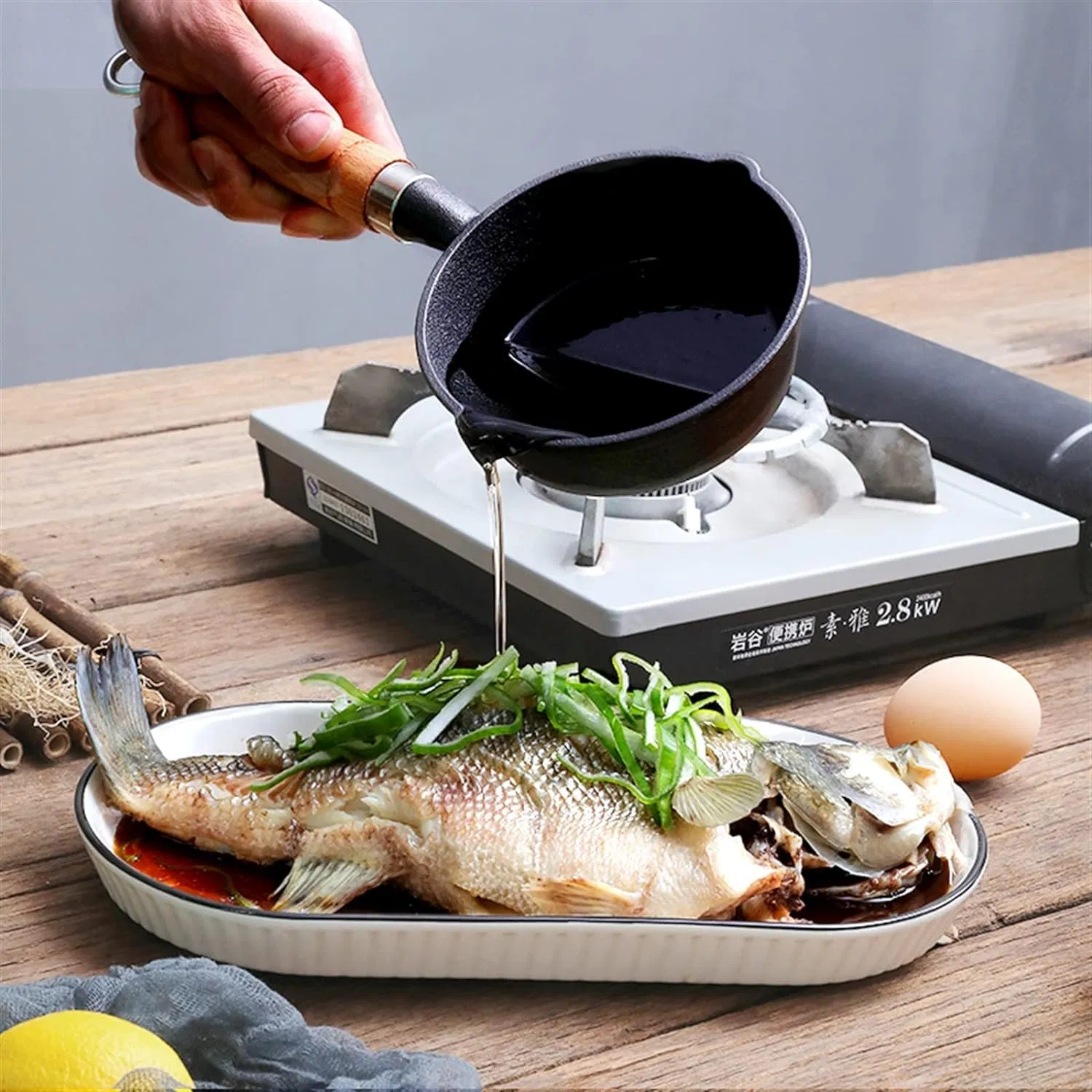 Мини сковорода чугунная с деревянной ручкой