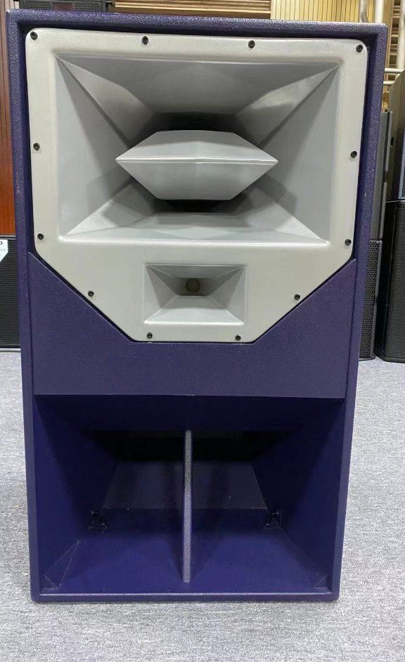 DJ-аудиосистема R2 Entertainment 600Вт, 8ω