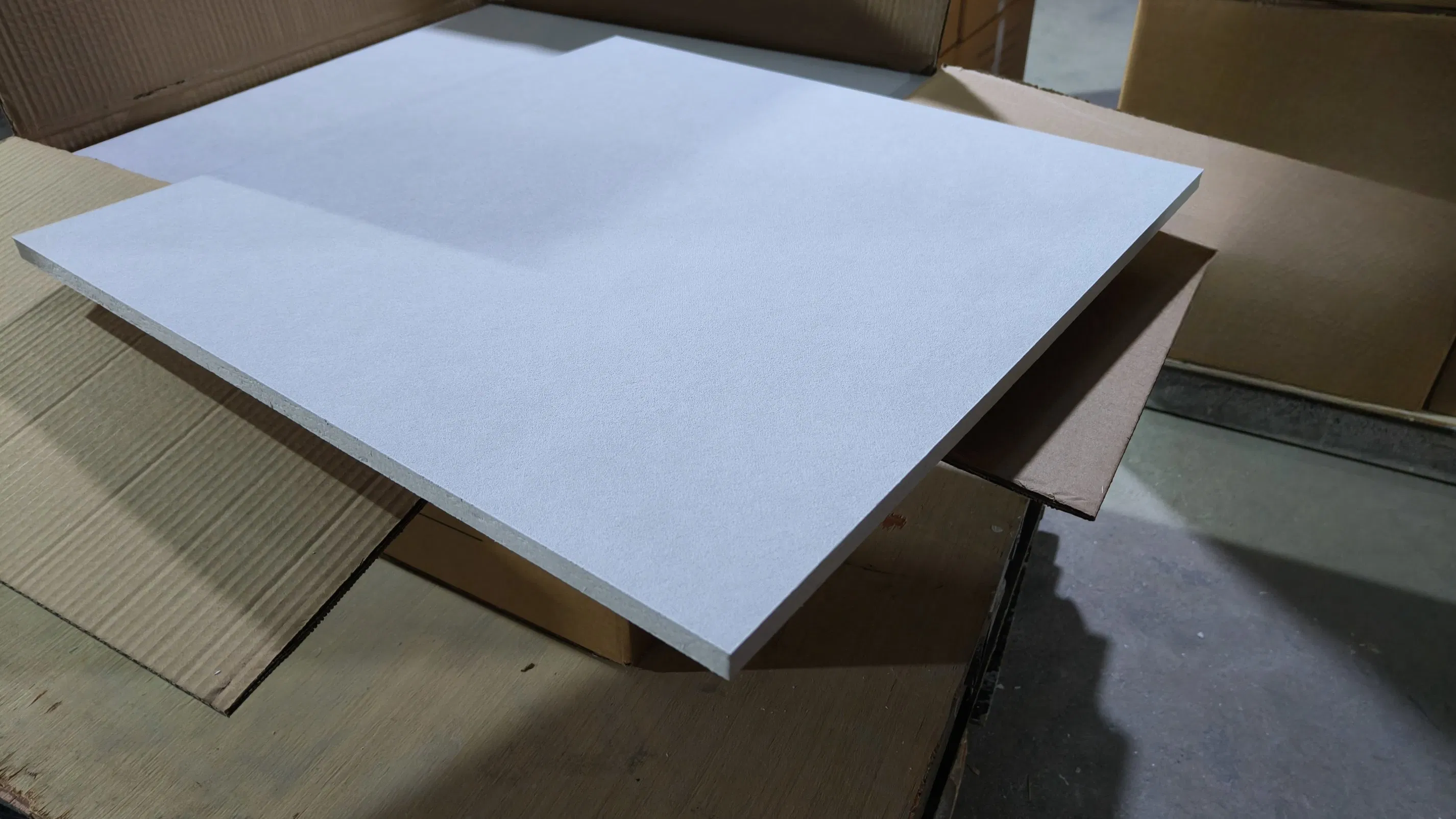 Fiberglass Acoustic Ceiling Tiles for Exhibition Halls, Museums, Art Galleries, Shopping Malls
