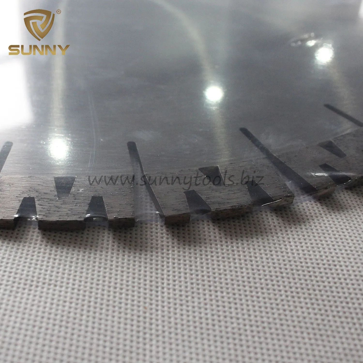 Sunny Tools 800mm 32 Inch Hand Saw Blade Extremely Fast Cutting Blade for Use in Medium to Hard Concrete