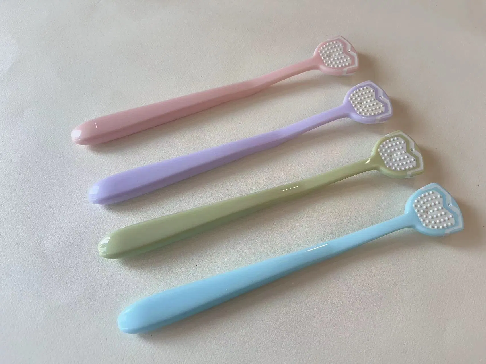 Nano Bristles Deep Clean Tongue Cleaner