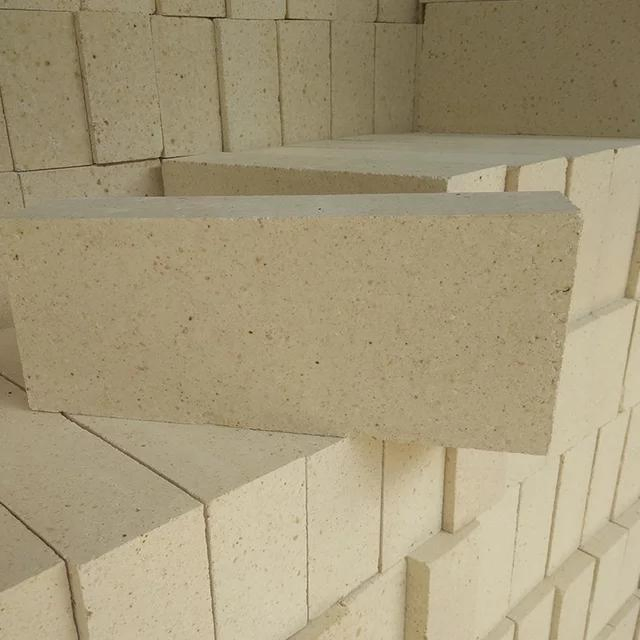 Огнеупорный кирпич высокоглиноземистый 70% 230x115x75 мм