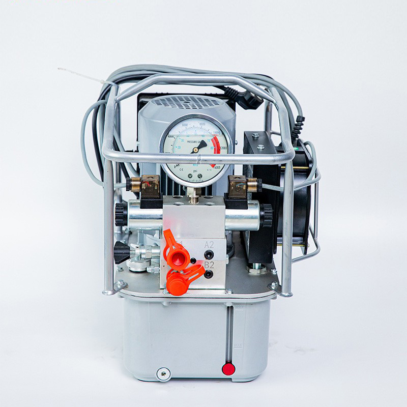 Large Flow 10L Oil Capacity 700 Bar Electric Hydraulic Torque Wrench Pump