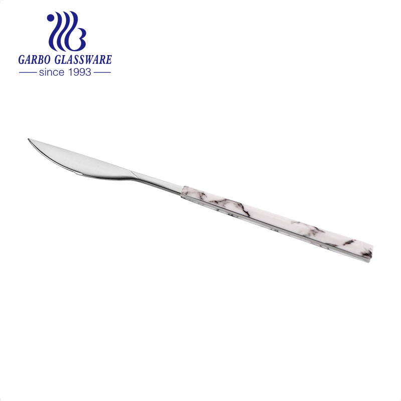 Elegant Mirror Polished Fork for Dining Experience