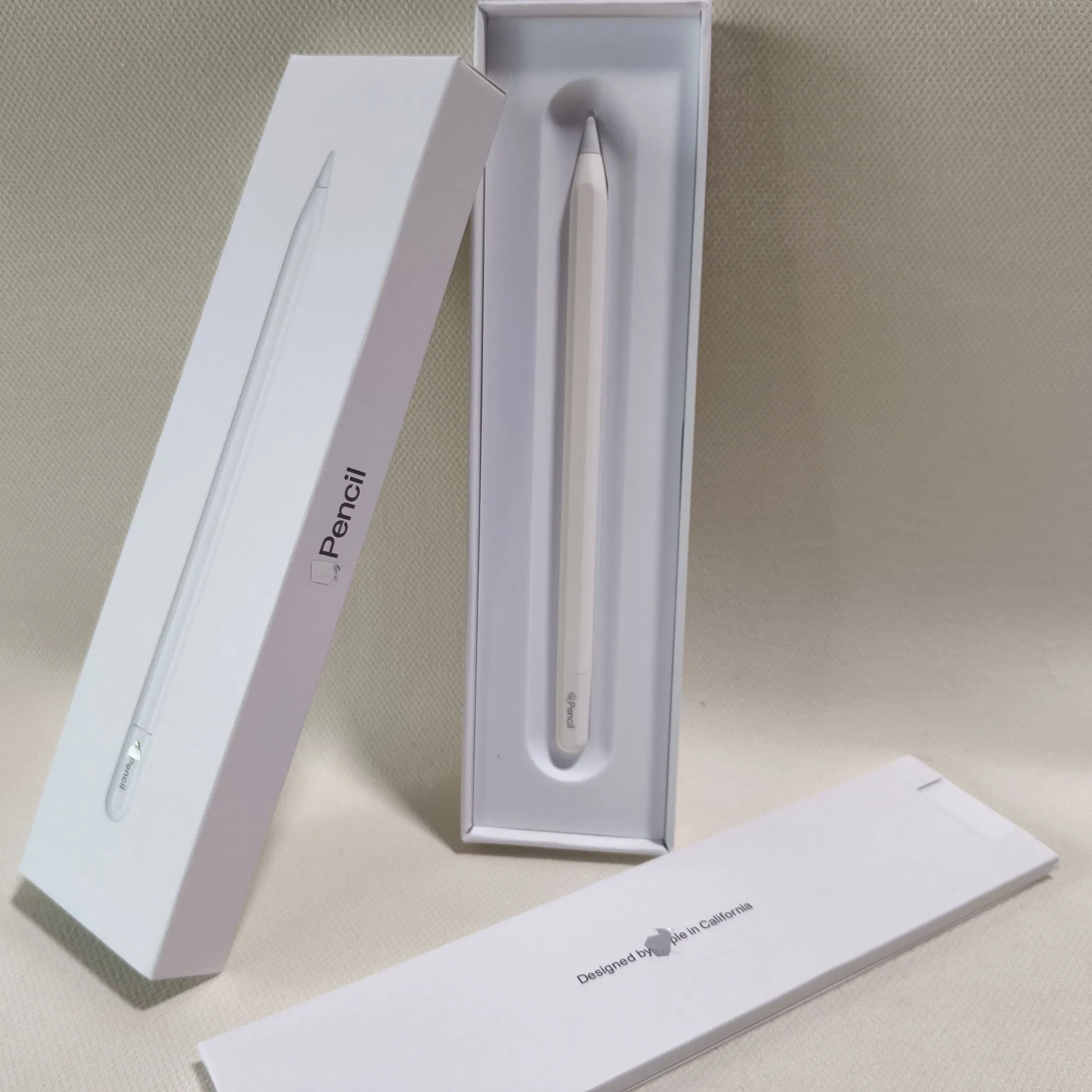 AAA+++ Superior Hot Style 1: 1 Magnetic Imitation Pen Pencil Stylus Drawing Writing Pen Touch Pen Comfortable Writing USB-C Charging Port