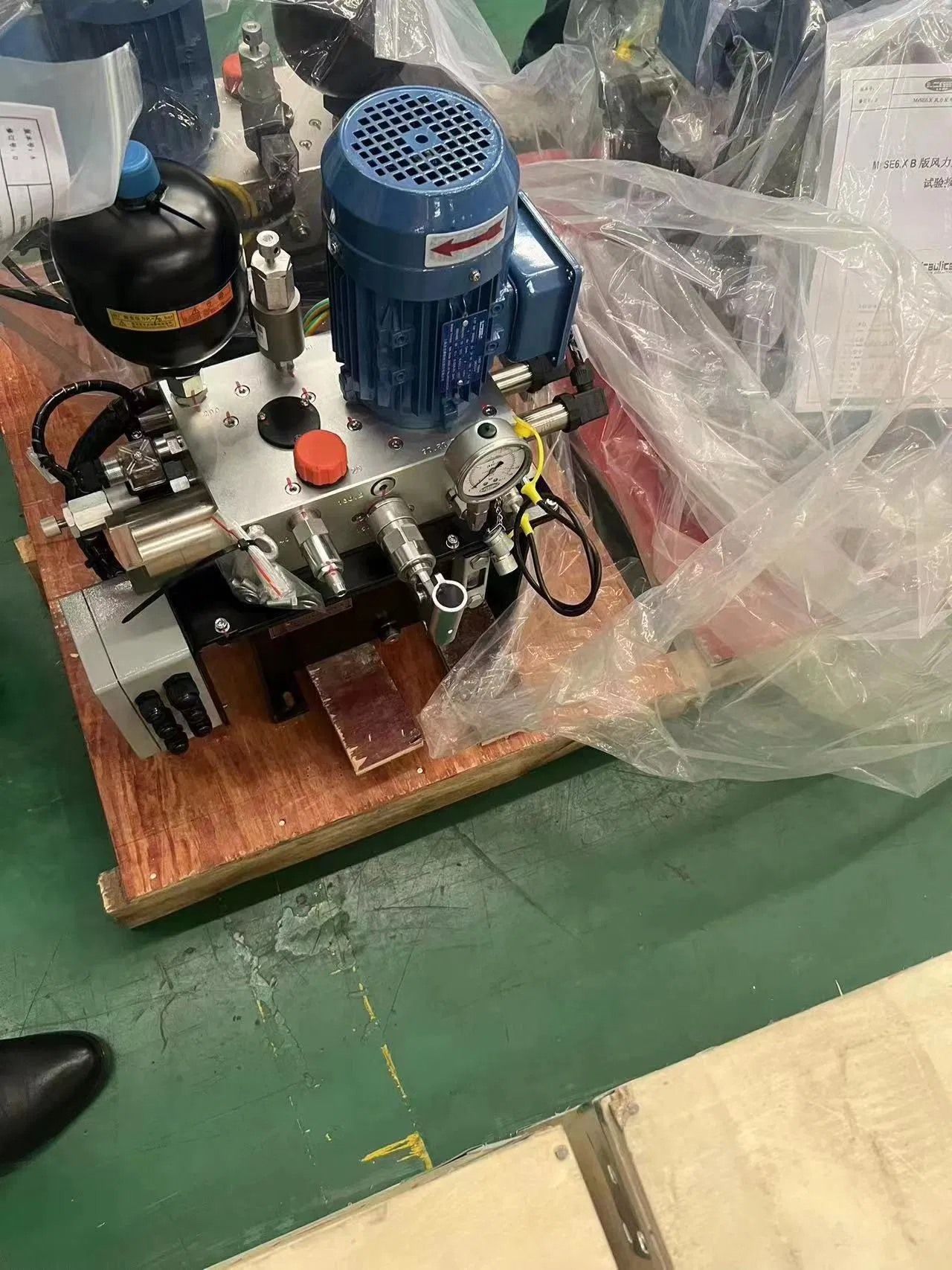 Гидравлический аккумулятор 1.4L HDA-140-