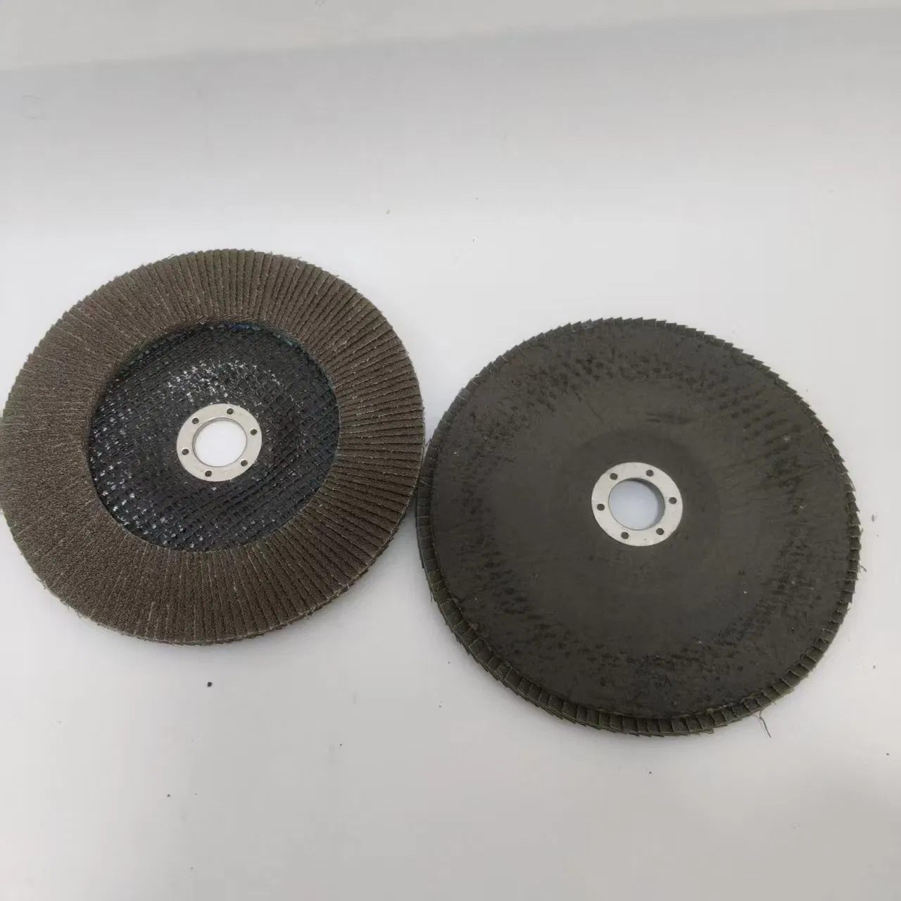 Шлифовальный диск 180x22, 40#, коричневый корунд