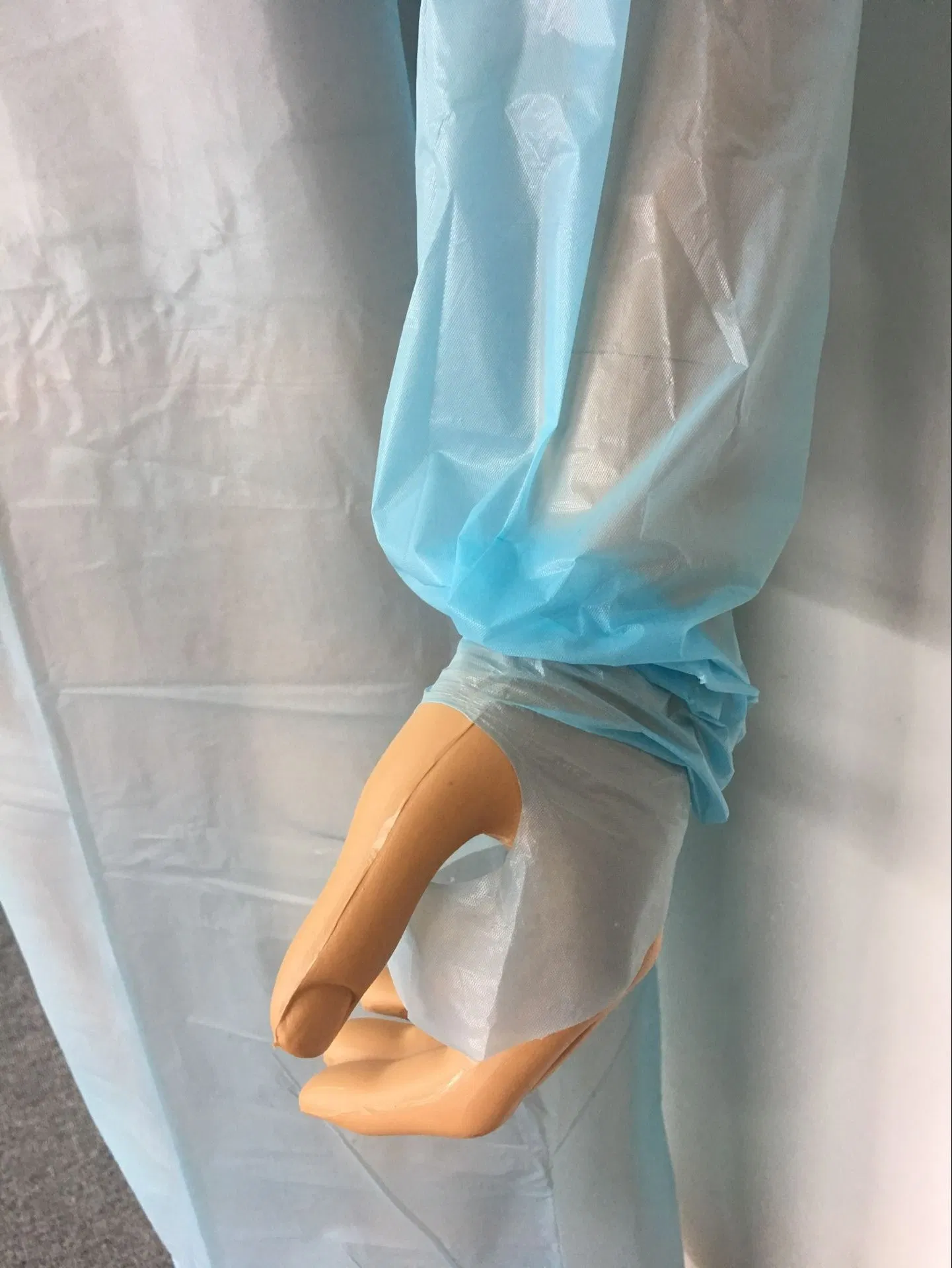Wholesale CPE Gown Plastic Disposable Protect Kits