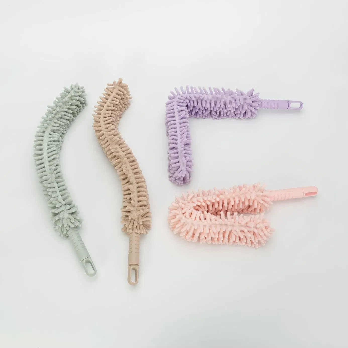 Ultra-Soft Chenille Duster for Effortless Cleaning and Dusting