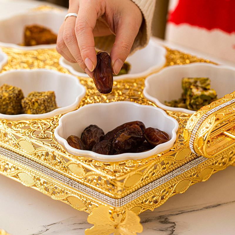 Includes 6 Bowls and Gold-Plated Iron Stand Candy Bowl