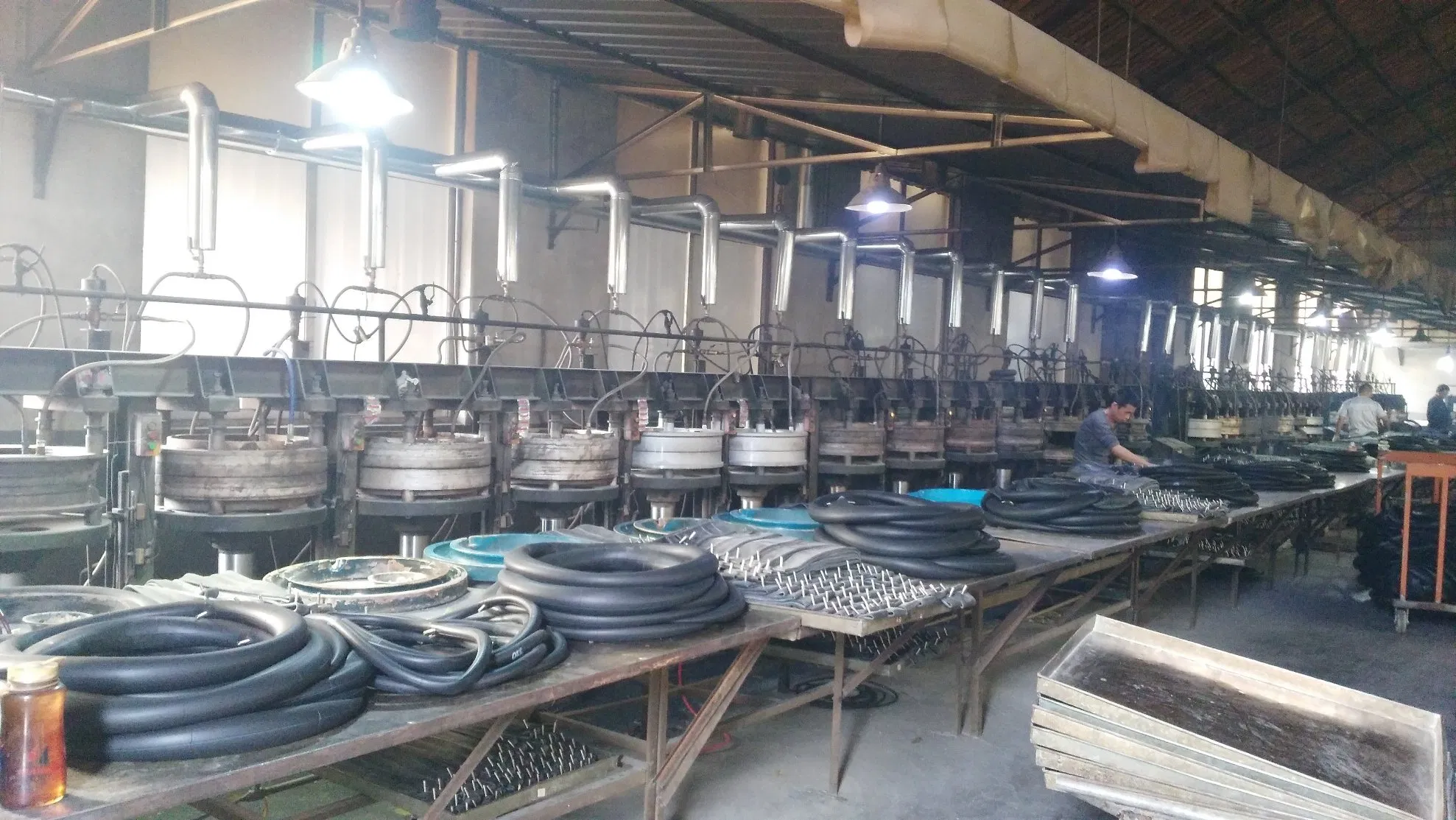 Камера мотоциклетная 3.25-16 из натурального каучука и бутила