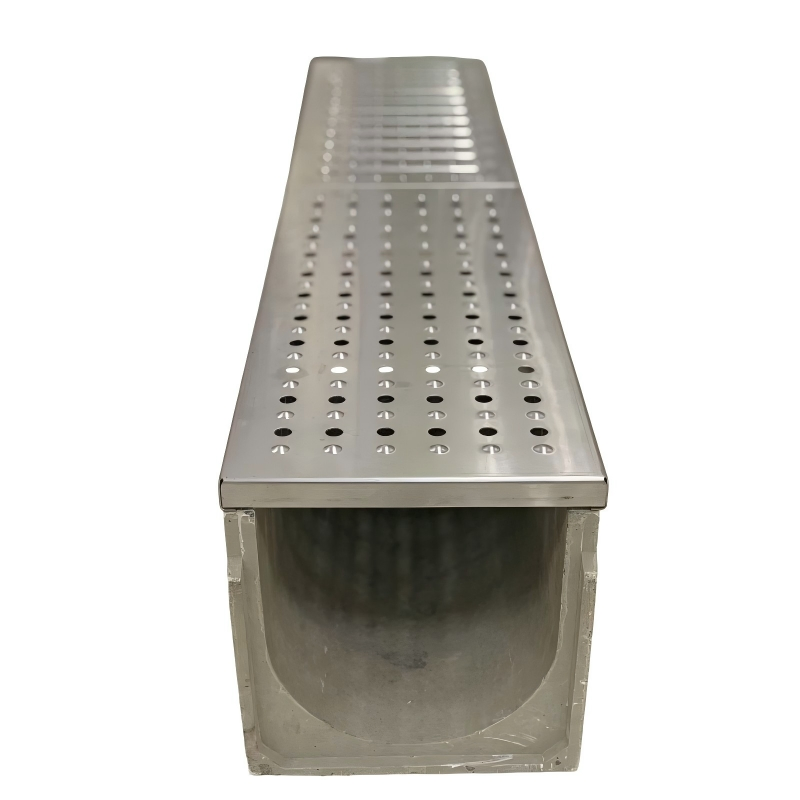 Resin Concrete Drainage Ditch with Stainless Steel Stamped Cover Plate Is Used for The External Roads of The Shopping Mall