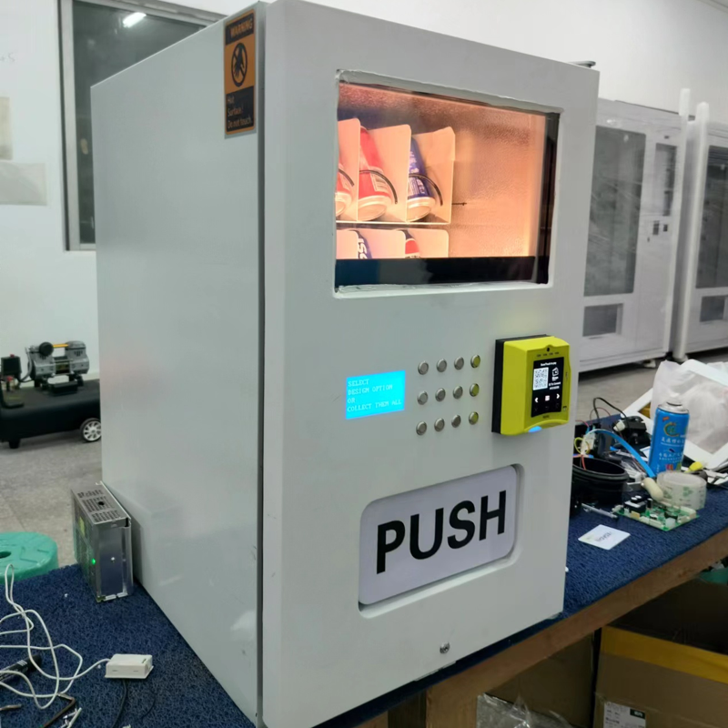 High-Quality Snack and Drink Combo Kiosk in Japan