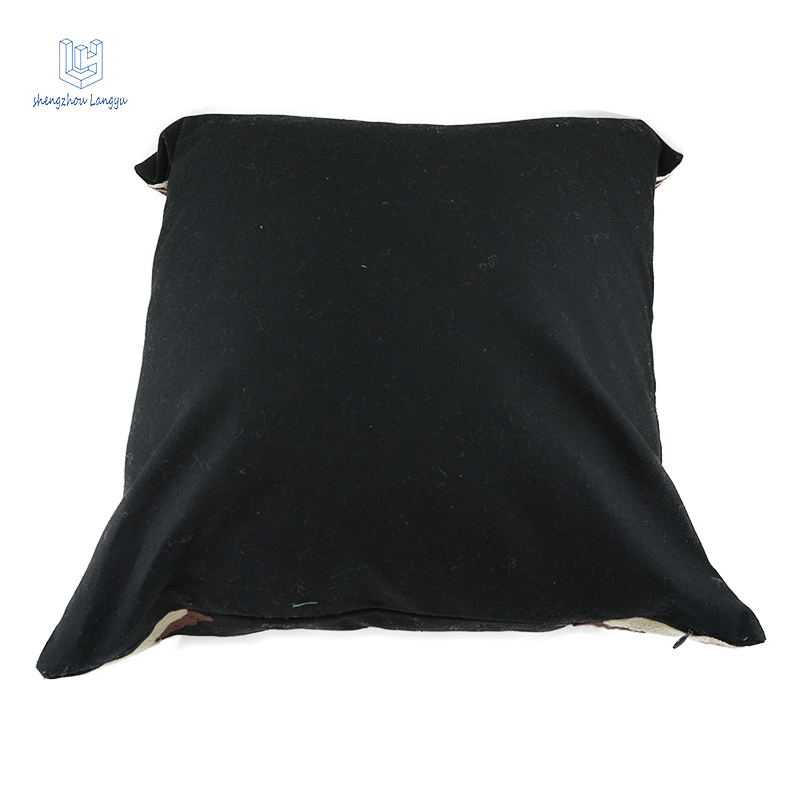 2026 Customizable Wholesale Langyu Embroidered Decorative Throw Pillow with Exotic Pattern Stylish Embroidered Cushion Pillow for Home Decor