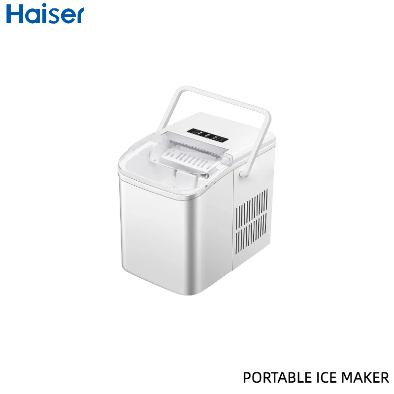 Factory Hot-Selling Bullet Ice Maker with 1.5 L Water Tank