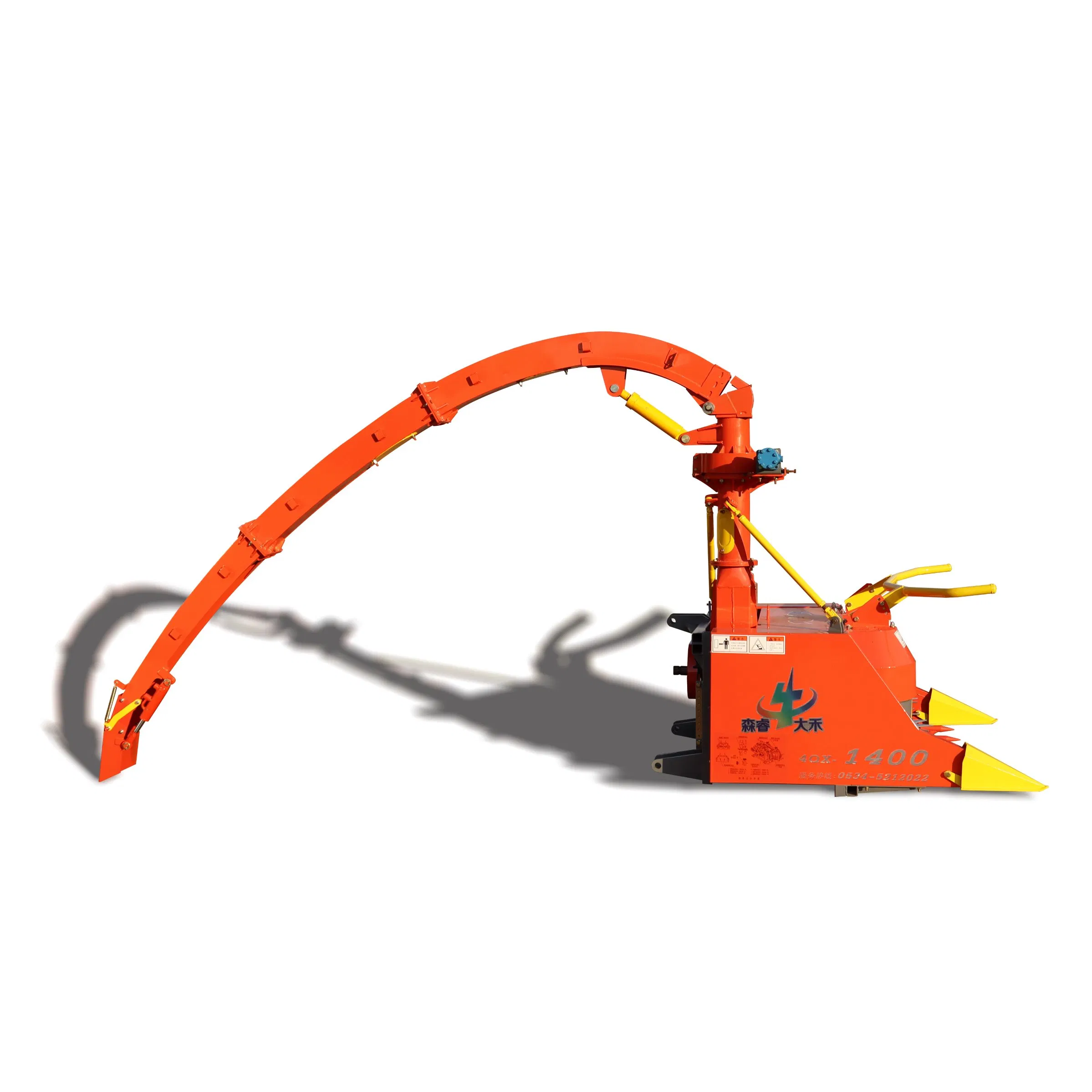 Мини-кормоуборочный комбайн для кукурузы и травы