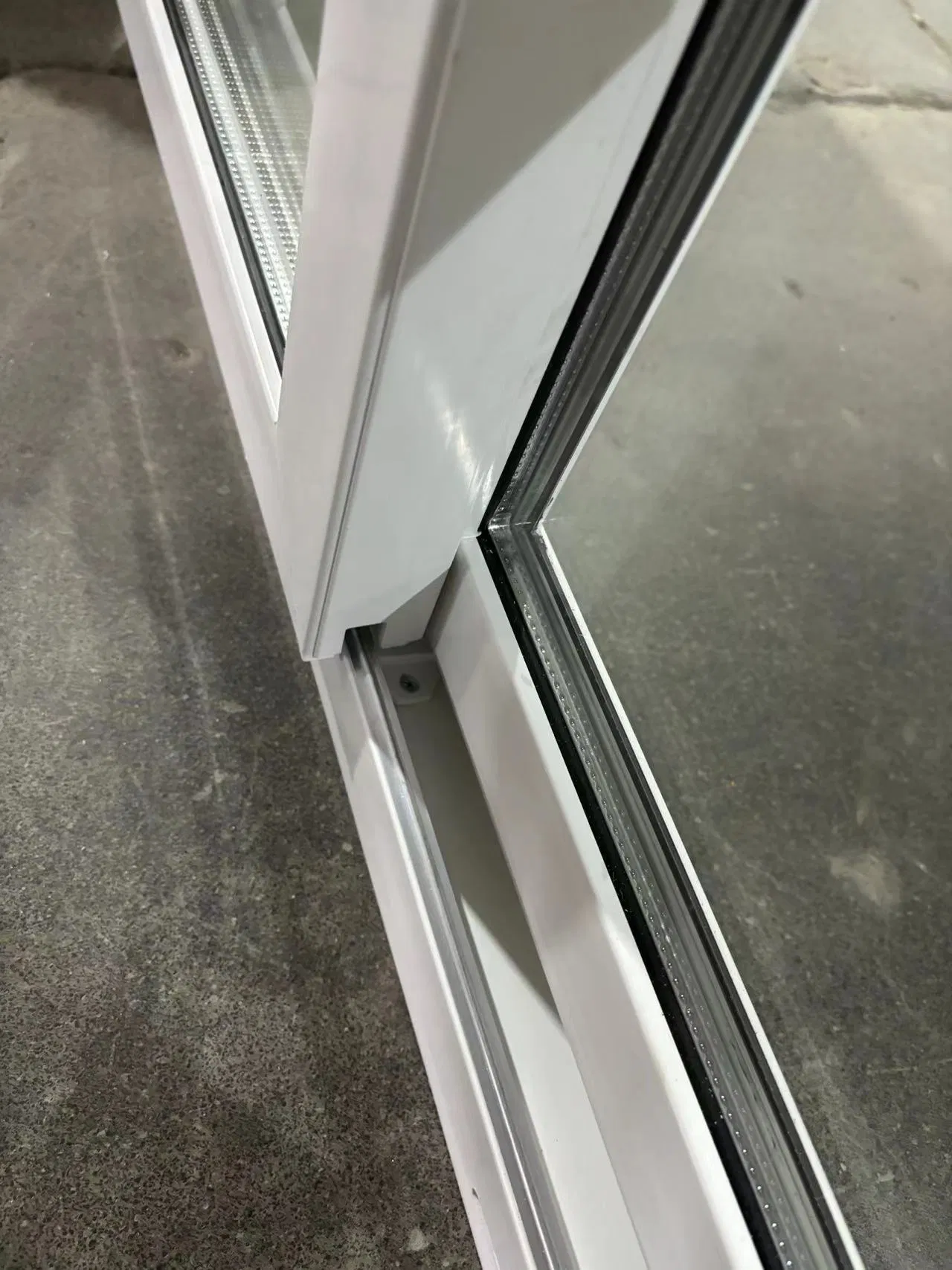 Double Glazed Sliding Windows Low-E Glass PVC Sliding Window with Mosquito Net