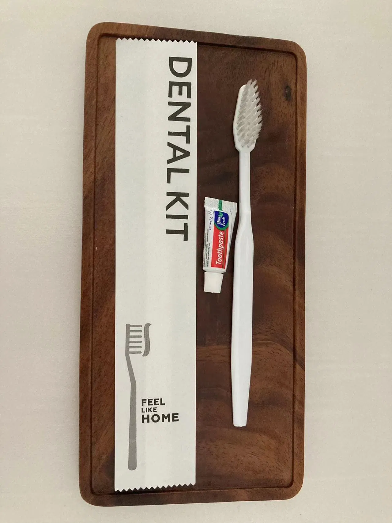 Customized Eco Friendly Hotel Amenity Disposable Hotel Toiletries Dental Kit