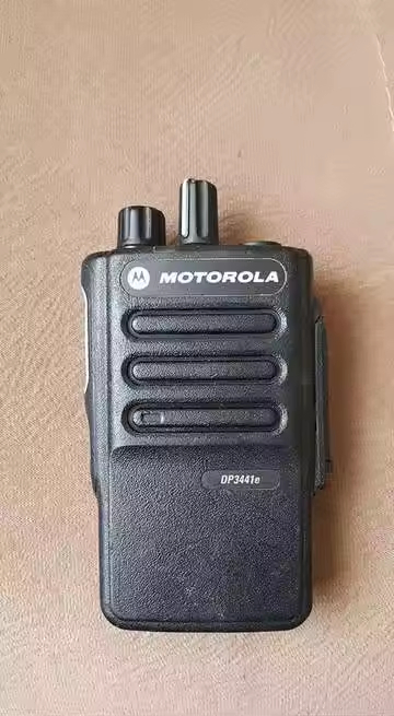 Портативная рация Motoro La DP3441e VHF/UHF с GPS